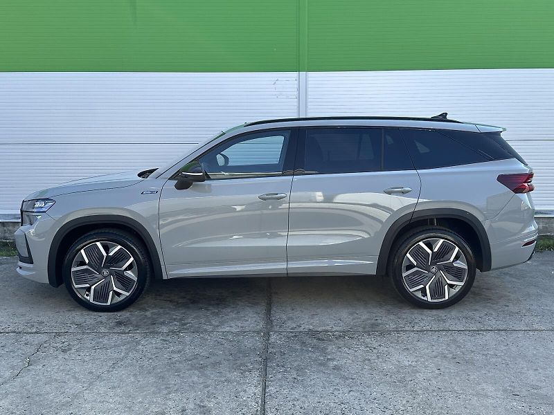 Škoda Kodiaq 2.0TDi 4x4 Sportline 193PS 7MÍ - fotka 9 z 53