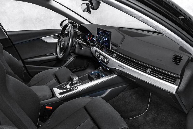 Audi A4 nezávislé, 20 kola - fotka 13 z 22