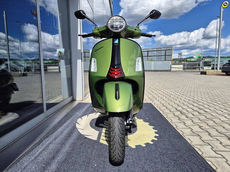 Vespa (2026) GTS 310 SUPERSPORT MY26 - fotka 9 z 22