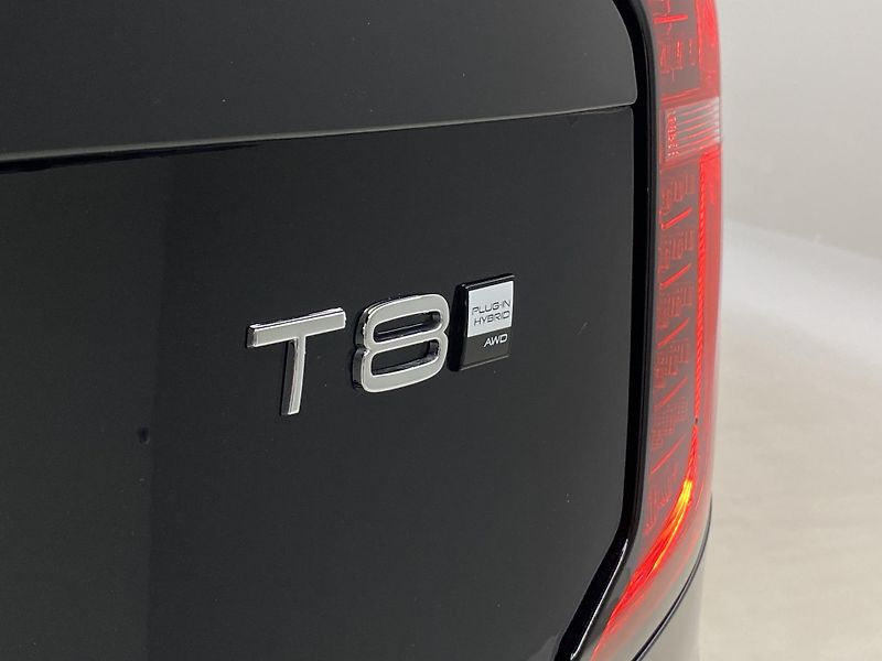 Volvo XC90 (2026) T8 AWD Plug-in DARK PLUS 7m - fotka 21 z 72