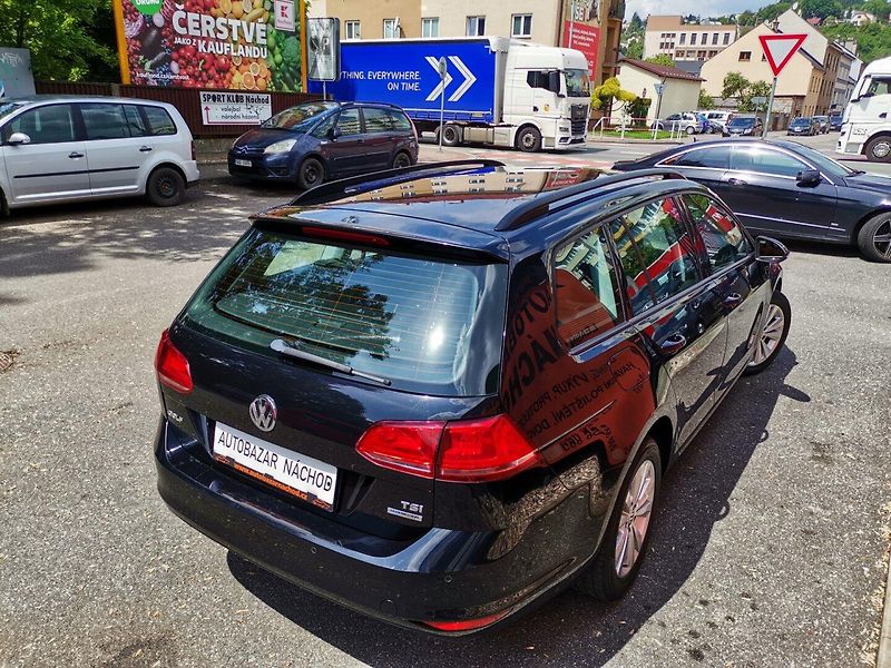 Volkswagen Golf Variant (2014) 1.2TSi 77kw PDC - fotka 25 z 27
