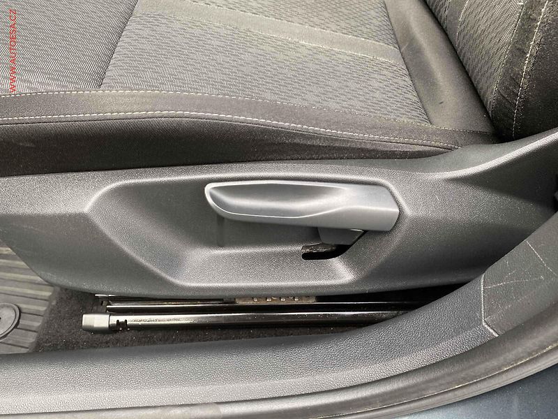 Škoda Octavia (2021) 1.5 TSi, 1.maj,ČR, Style, TZ - fotka 15 z 22