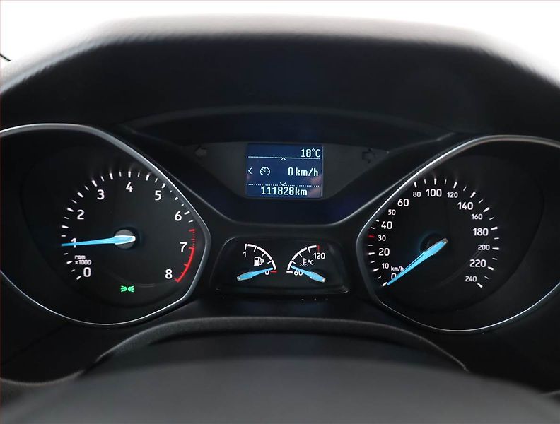 Ford Focus (2017) 1.0 EcoBoost, Serv.kniha - fotka 9 z 16