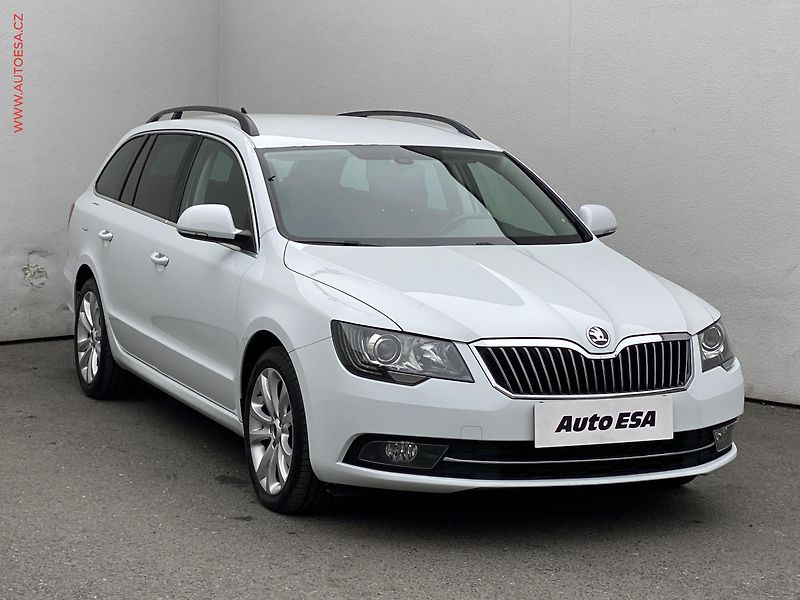 Škoda Superb (2015) 2.0 TDi, Ambition, DSG, navi - fotografie inzerátu