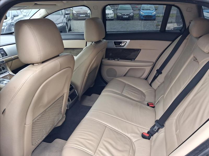 Jaguar XF 2,2 147 kw, nové rozvody - fotka 9 z 13