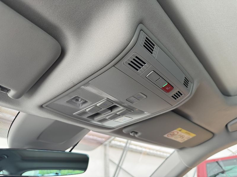 Škoda Superb 1.4tsi*Plug-In*160kw*L&K*PANO* - fotka 44 z 44