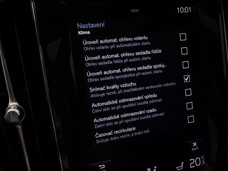Volvo V60 CC MOMENTUM PRO AUT - fotka 44 z 48