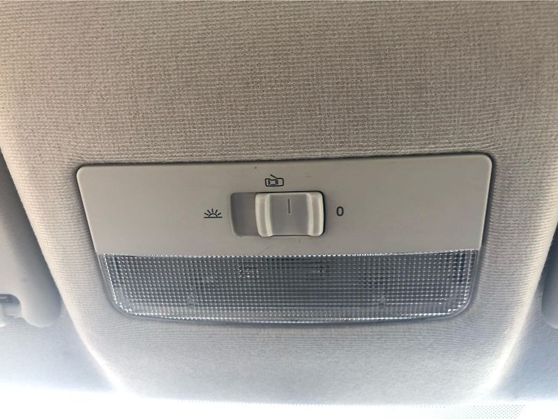 Volkswagen up! 1,0 44kW BMT Move - fotka 22 z 26