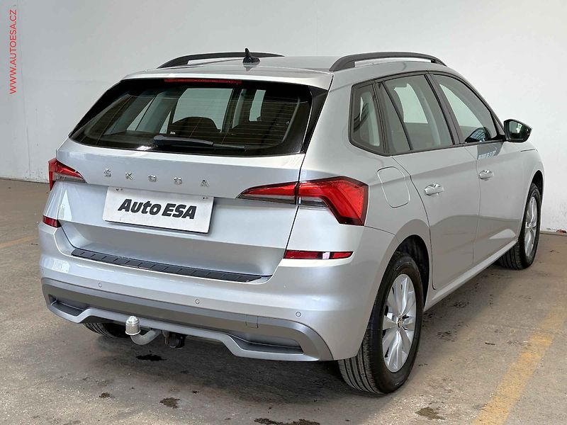 Škoda Kamiq (2020) 1.0 TSI, 1.maj,ČR, STK6/28 - fotka 4 z 15