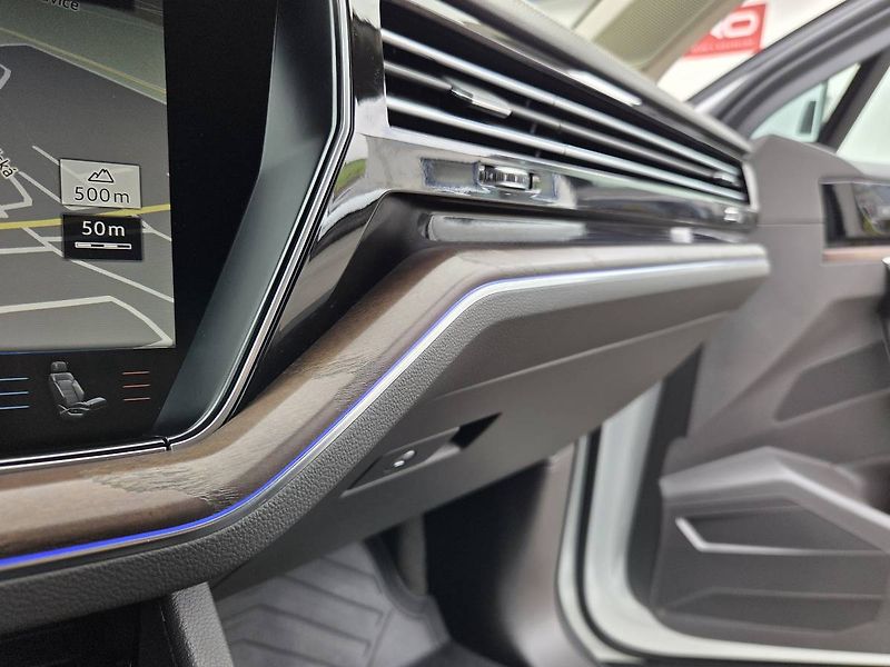 Volkswagen Touareg (2019) 3.0 TDI 210kW Vztduch/Noční vi - fotka 17 z 44