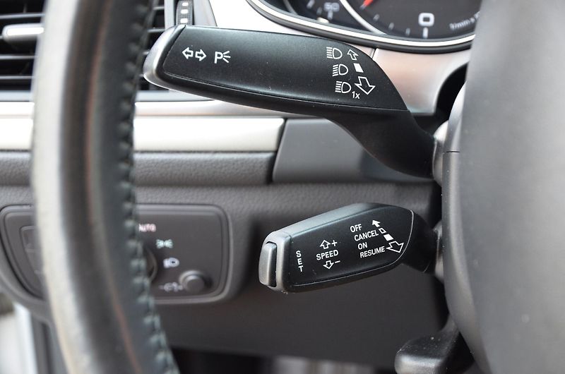 Audi A6 (2013) Avant 3.0 TDi 150kW AT / XENON - fotka 27 z 42