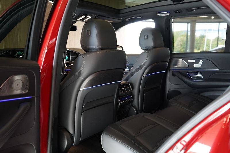 Mercedes-Benz GLE 53 AMG, Masáž, Ventilace, HUD - fotka 43 z 50