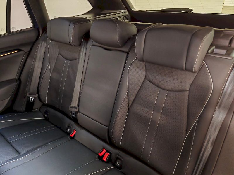 Škoda Superb (2025) Combi 2.0 TSI 195 kW DSG 4x4 S - fotka 27 z 35