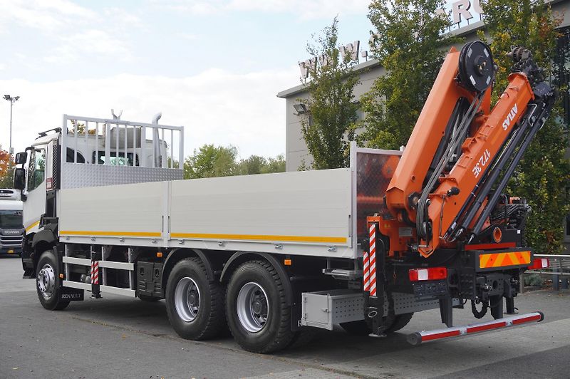 Renault (2017) C380 Comfort 6x4/ Atlas 172.3E - fotka 6 z 24