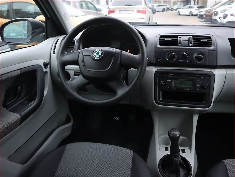 Škoda Fabia (2012) 1.2, Serv.kniha, CZ doklady - fotka 7 z 14