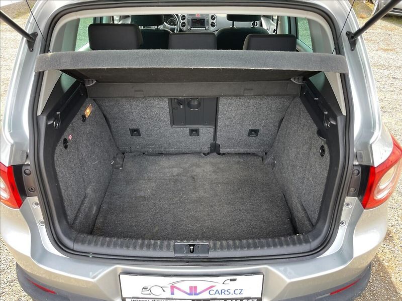 Volkswagen Tiguan 2,0 TDi 4-Motion 125kw VADA MO - fotka 9 z 25