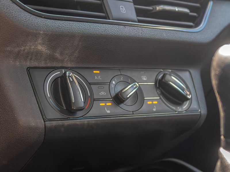 Škoda Scala (2020) ČR 1.6TDI 85KW – PLNÝ SERVIS - fotka 23 z 47