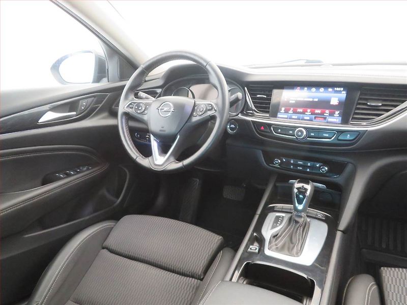 Opel Insignia (2017) 1.6 CDTI, Automat, Serv.kniha - fotka 7 z 17