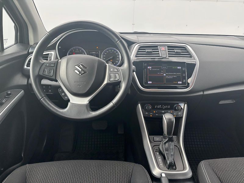 Suzuki SX4 S-Cross 1.4 Boosterjet Premium Hybrid - fotka 5 z 27