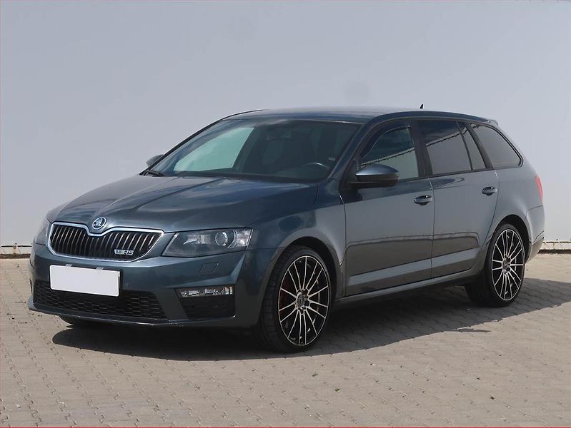 Škoda Octavia (2015) 2.0 TDI, Automat, Kůže, Navi - fotka 2 z 16