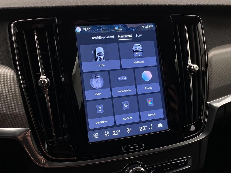 Volvo V90 T6 AWD RECHARGE DARK PLUS - fotka 45 z 60