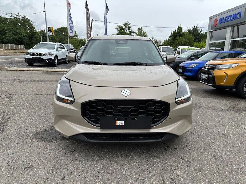 Suzuki Swift automat Premium - fotka 2 z 10
