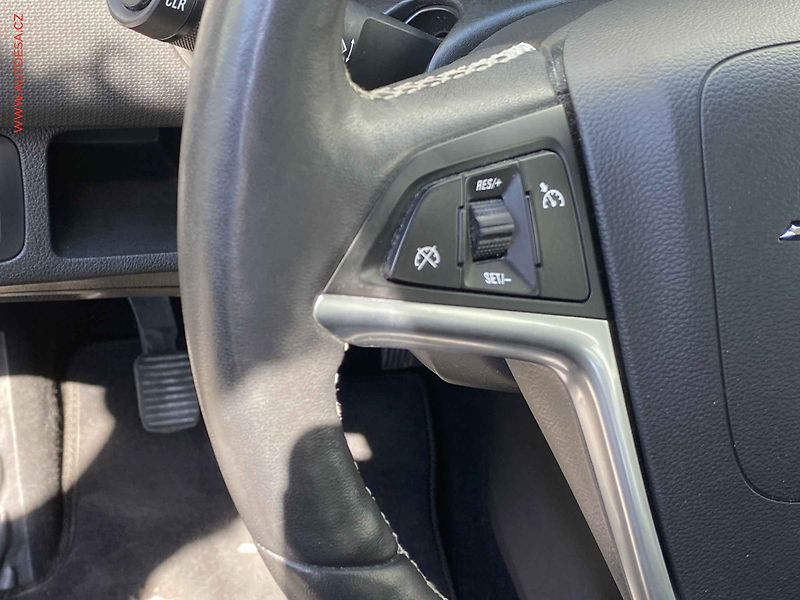 Opel Meriva (2014) 1.4 T, +sada kol - fotka 13 z 19
