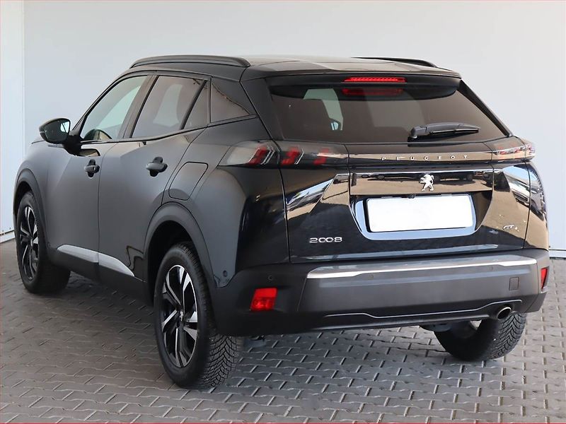 Peugeot 2008 (2021) GT 1.5 BlueHDi, Automat - fotka 4 z 24