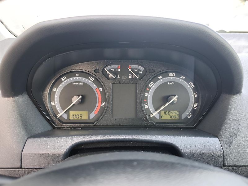 Škoda Fabia VELICE ZACHOVALÁ - fotka 12 z 18