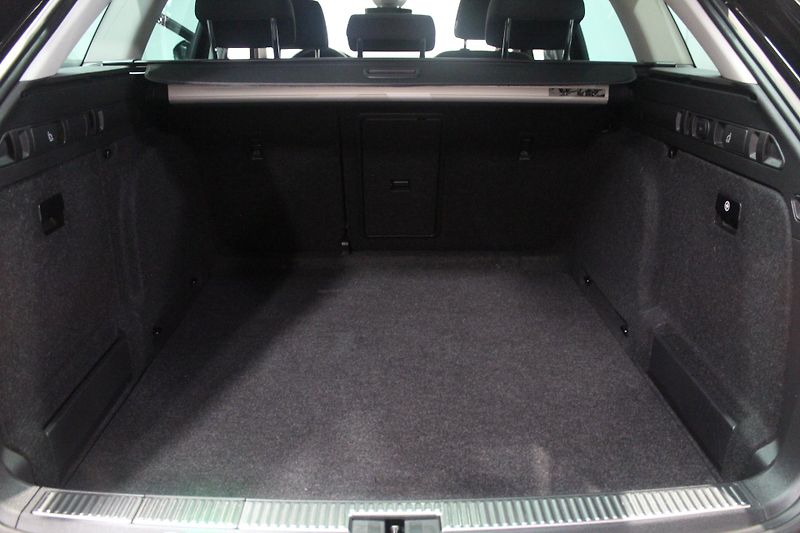 Škoda Superb (2023) 10kW,Tažné,Nez. topení,Matrix - fotka 13 z 30