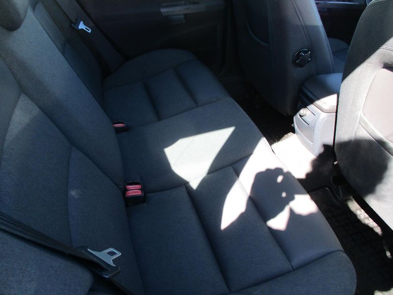 Volvo V50 (2006) combi 1,6 D - fotka 7 z 10