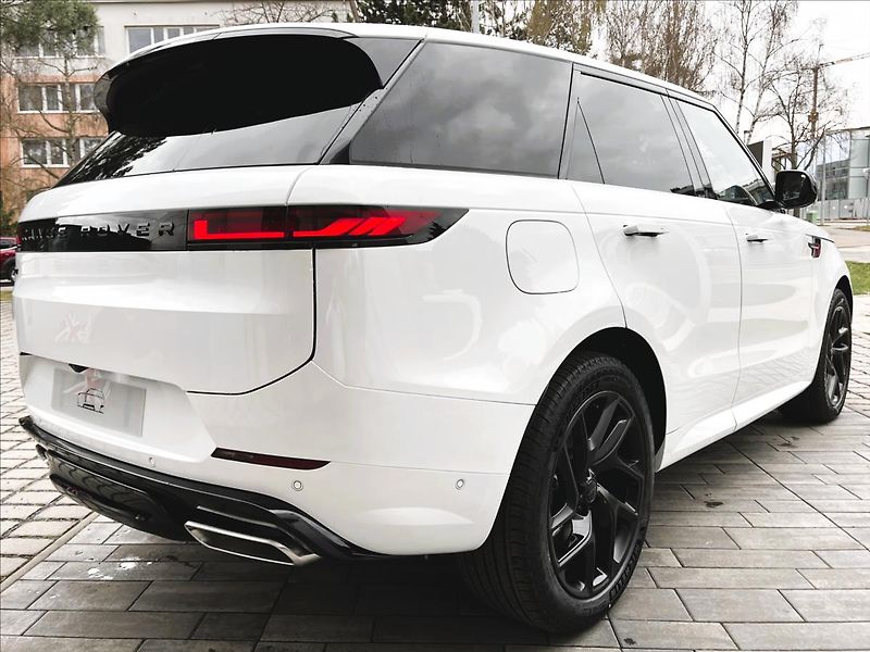 Land Rover Range Rover Sport (2026) 3,0 D300 DYNAMIC SE - fotka 9 z 38