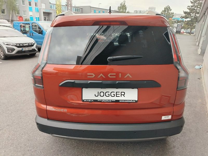 Dacia Jogger (2026) Extreme TCe 110 7.míst - fotka 5 z 14