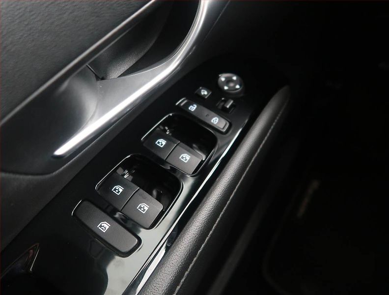 Hyundai Tucson (2021) 1.6 T-GDI 48V MHEV - fotka 15 z 15