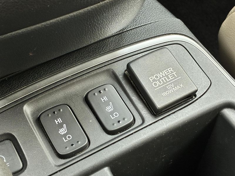 Honda CR-V 1.6 D-TEC 118kW AT 4WD Executi - fotka 24 z 26