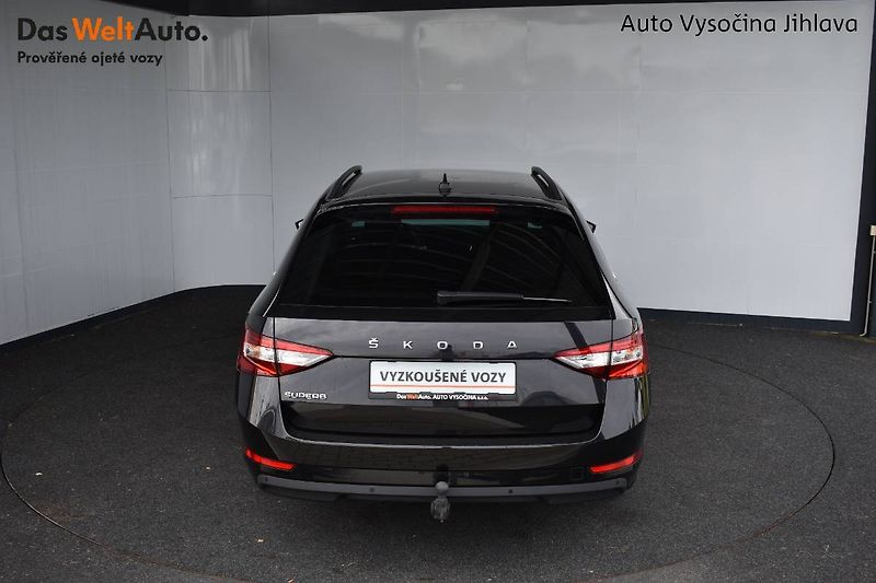 Škoda Superb (2023) 2.0TDI 110kW DSG tažné - fotka 9 z 23