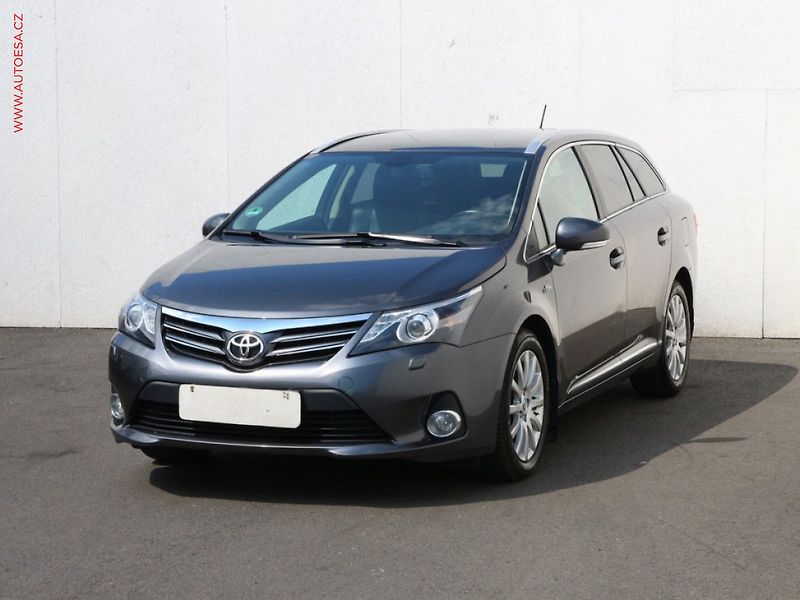 Toyota Avensis (2015) 2.0 D - fotka 3 z 3
