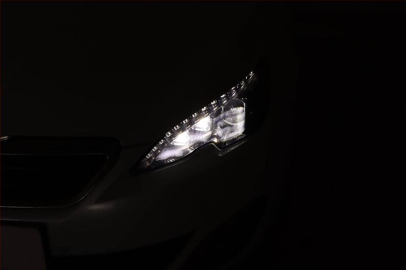 Peugeot 308 (2017) 1.6 BlueHDi, Serv.kniha, Navi - fotka 26 z 26