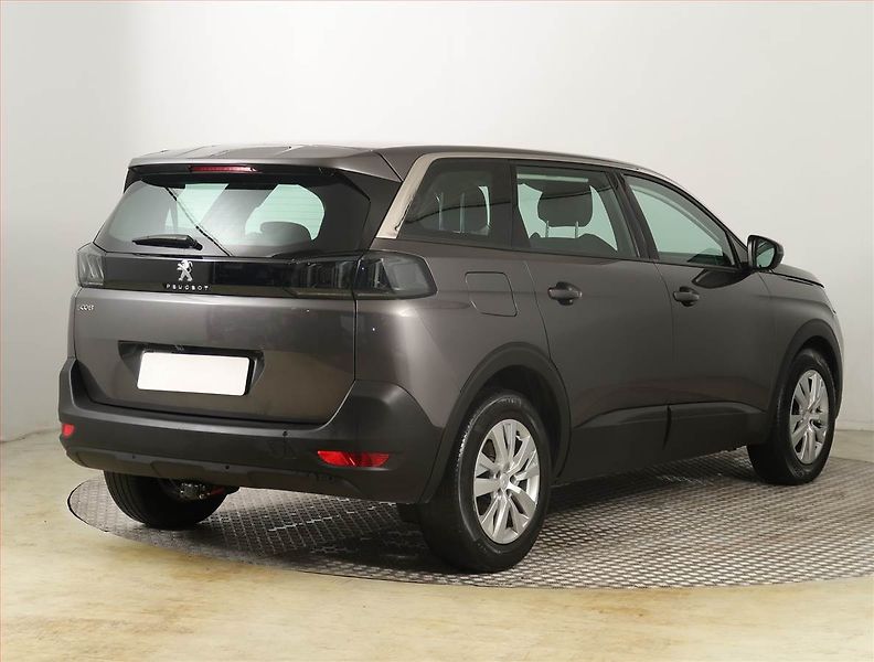 Peugeot 5008 (2022) PureTech 130 - fotka 5 z 25
