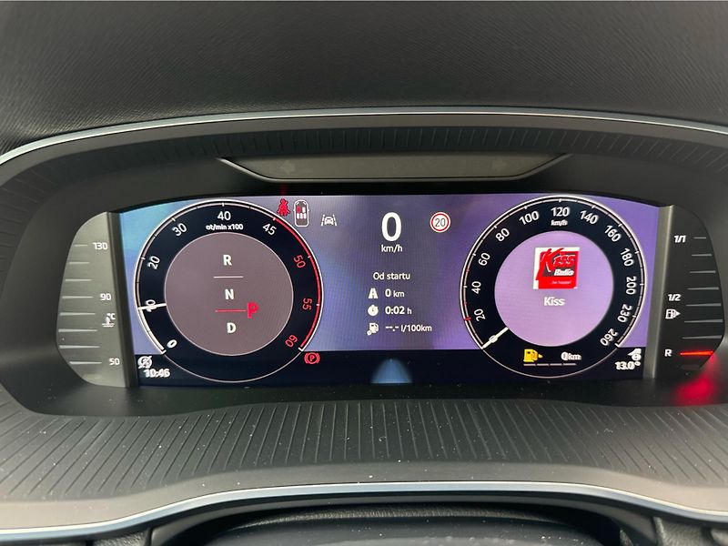 Škoda Octavia Combi Top Selection 2,0 TDI 11 - fotka 15 z 26