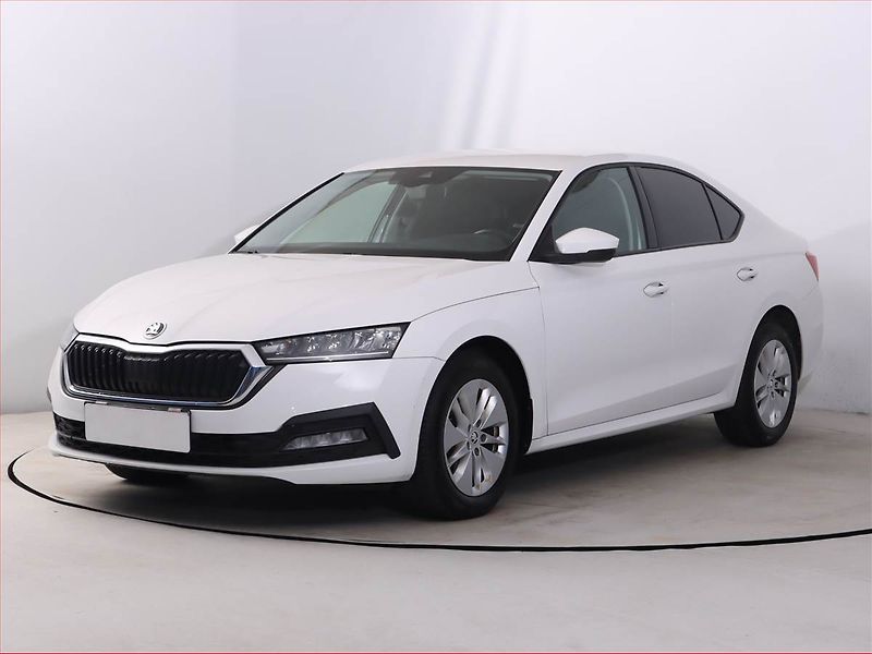 Škoda Octavia (2021) 2.0 TDI, Serv.kniha, Tempomat - fotka 2 z 21