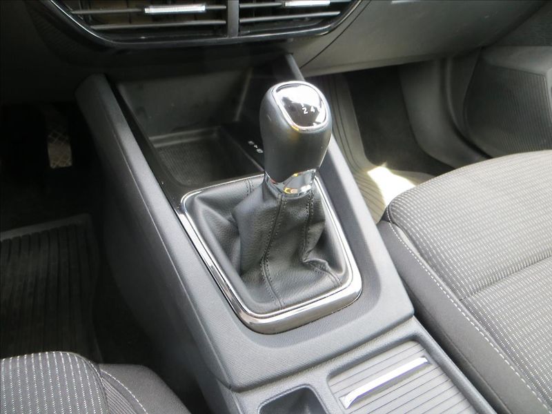 Škoda Octavia 2,0 TDI Ambition ČR - fotka 14 z 25