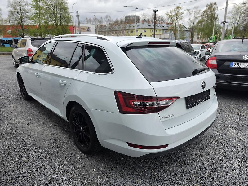 Škoda Superb 2.0 TDI DSG Led Kei TZ Canton  - fotka 3 z 24