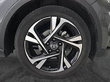 Toyota C-HR (2023) 1.8 Hybrid - náhled 15