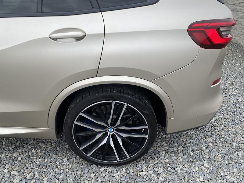 BMW X5 M50XD 4x4 400PS CZ DPH FULL 1A - fotka 34 z 171