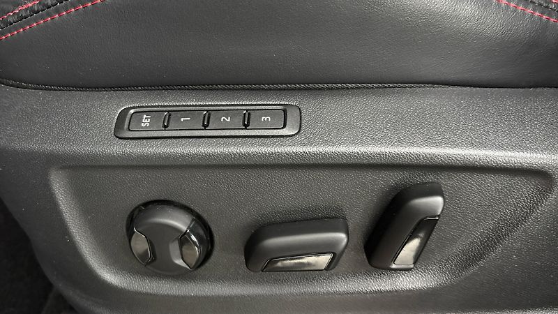 Škoda Kodiaq 2.0 TSI DSG 4x4 RS - fotka 22 z 30
