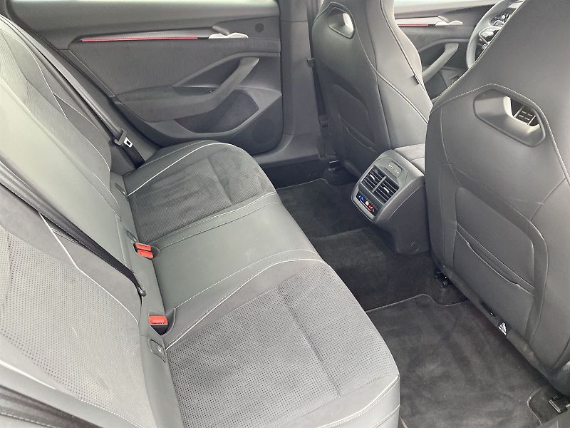 Škoda Superb (2025) Combi 2.0 TDI 4x4 DSG Sportlin - fotka 12 z 39