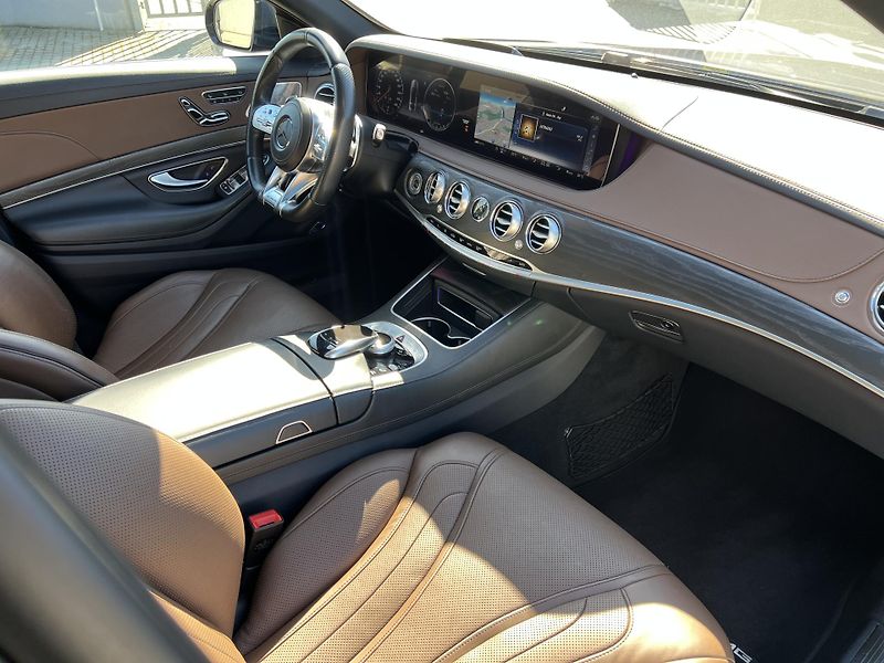 Mercedes-Benz Třídy S 400Ld AMG Panorama  - fotka 11 z 28