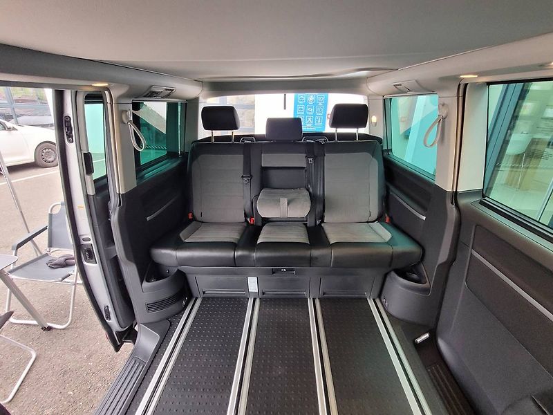 Volkswagen California (2024) Beach Tour 2.0 TDI DSG 7míst - fotka 17 z 64