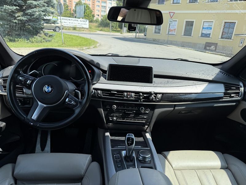 BMW X5 (2016) BMW X5, xDrive 30d, M-Paket  - fotka 9 z 17